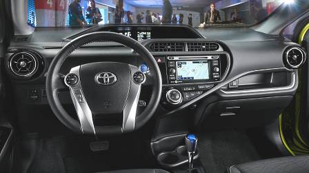 Toyota Prius c 2019 dashboard