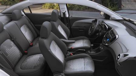 Chevrolet Sonic Sedan 2020 interior