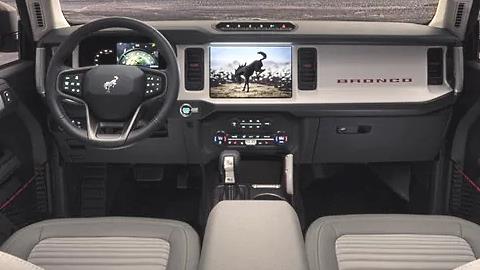 Ford Bronco 2-door 2021 dashboard