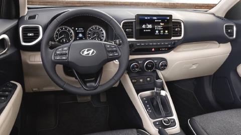 Hyundai Venue 2021 dashboard